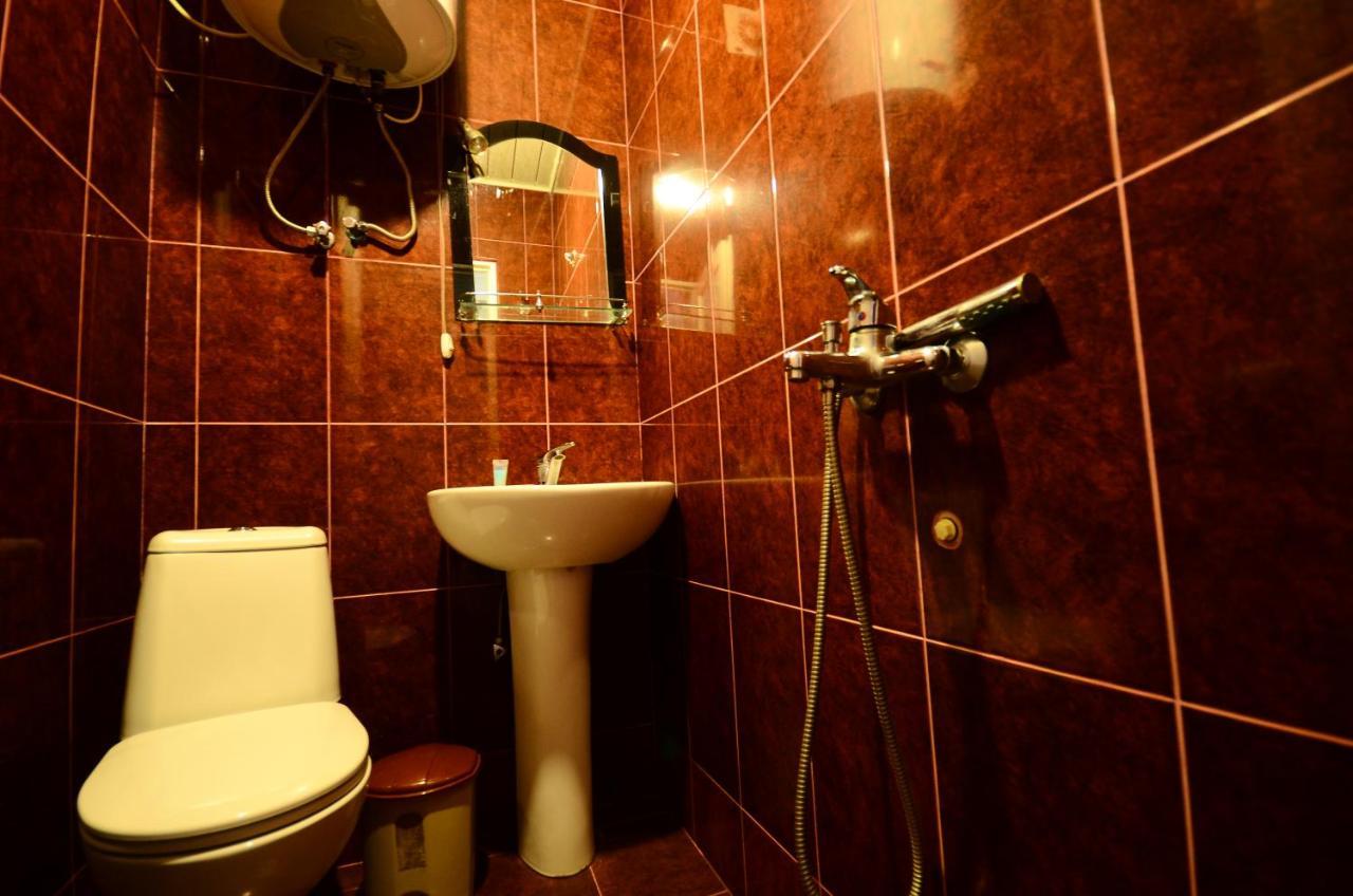 Hotel Peria Батуми Екстериор снимка